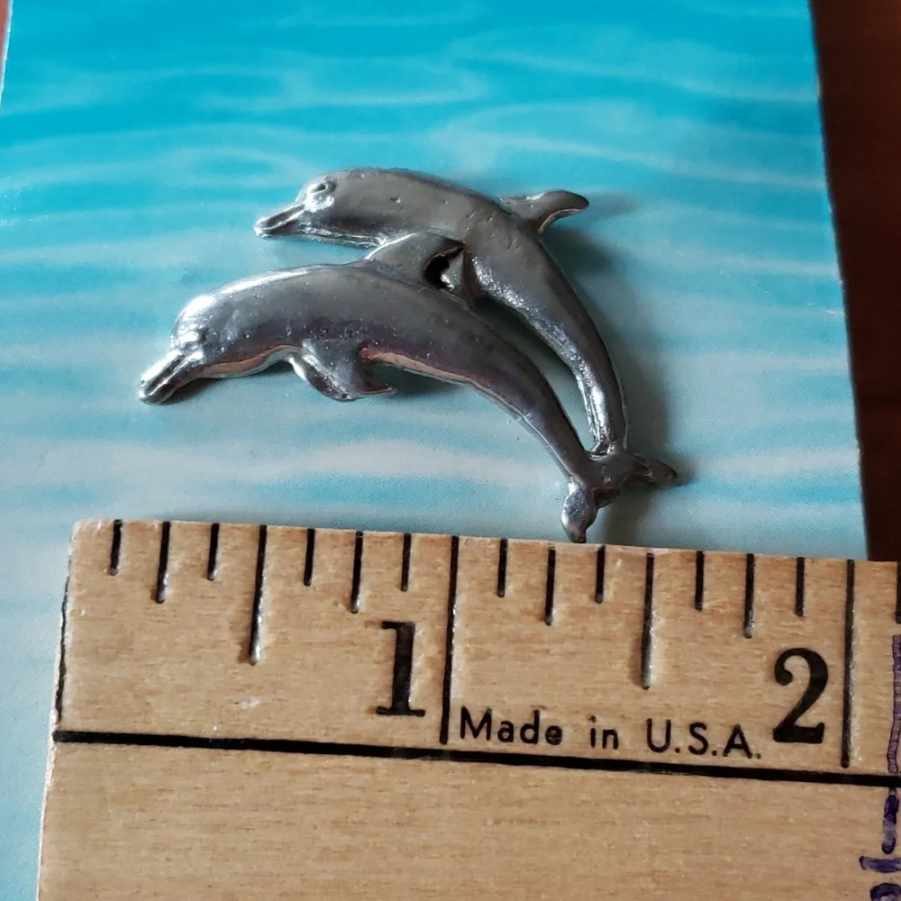 Dolphin Pin - Picture 4 of 4